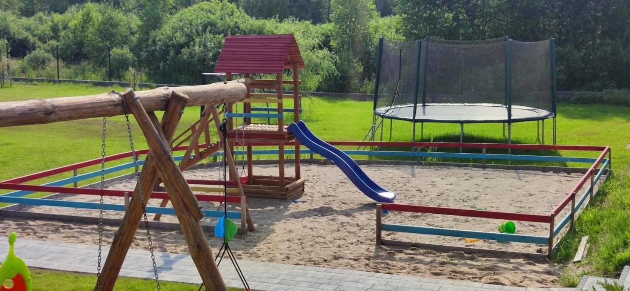 Zielona Dolina - Kompleks Dla Rodzin Z Dziecmi Міколайкі Екстер'єр фото